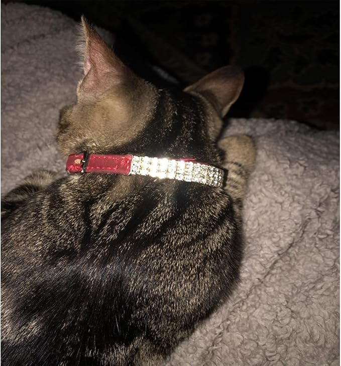 CHUKCHI Soft Velvet Safe Cat Adjustable Collar Bling Diamante with Bells,2 Pcs Black+Red